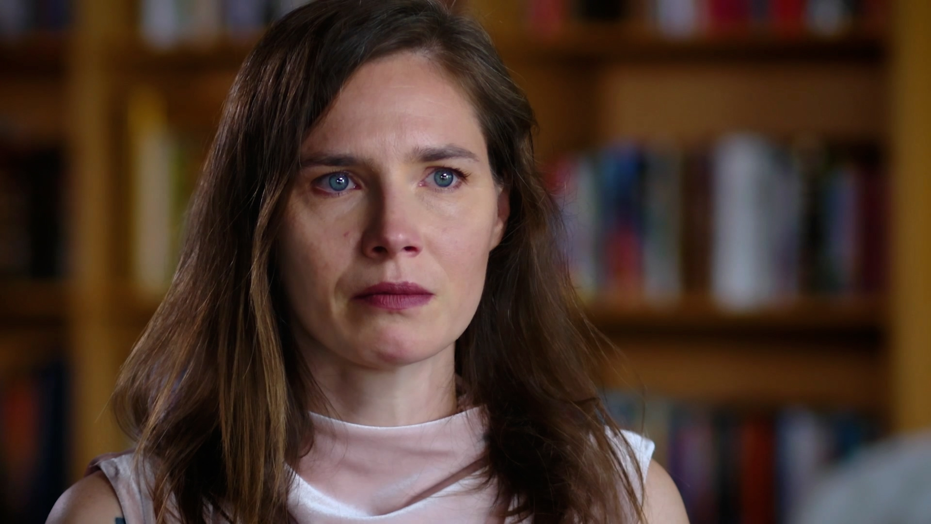 New Hulu documentary chronicles Amanda Knox’s meetings with man who put her in prison for murder