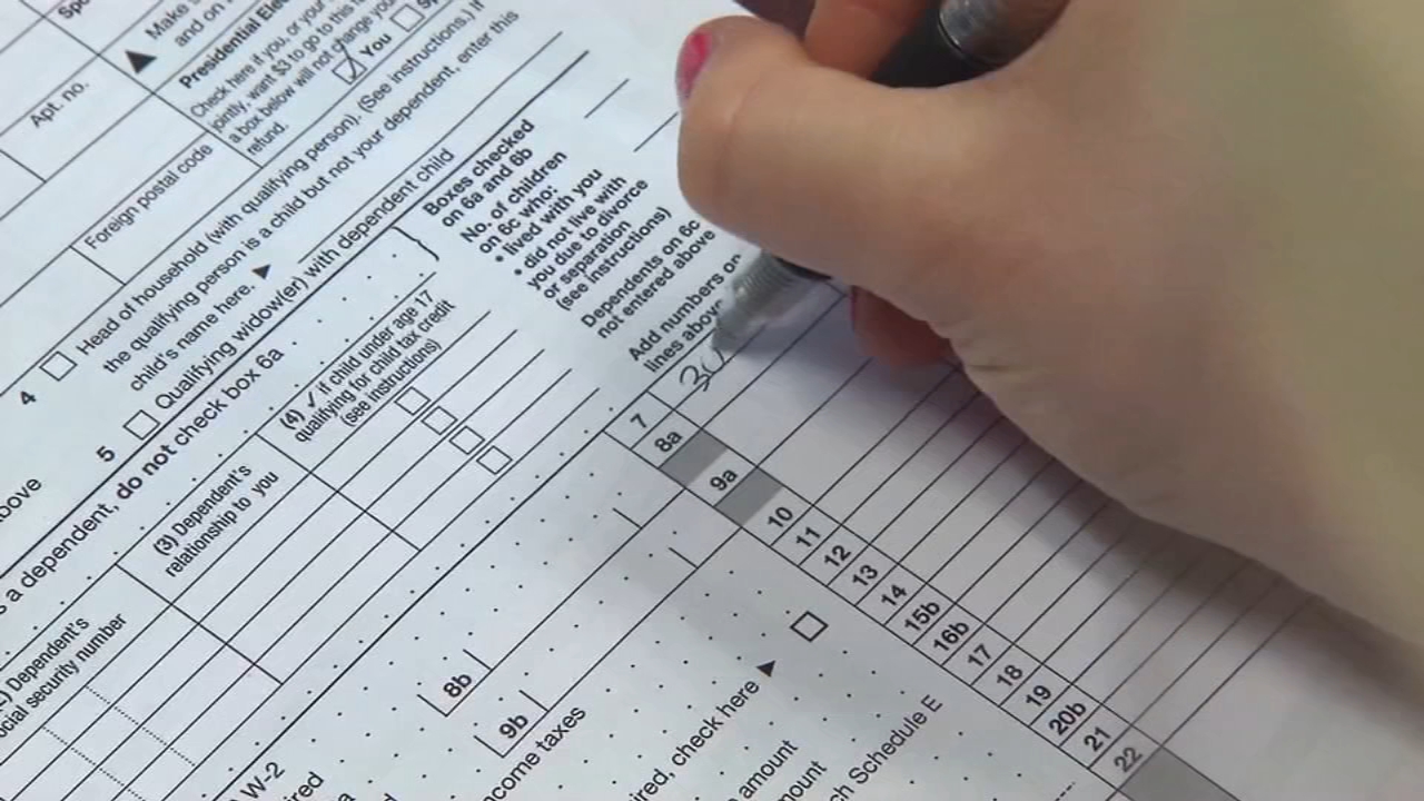 IRS now accepting 2025 federal income tax returns. Americans can start filing for their refunds