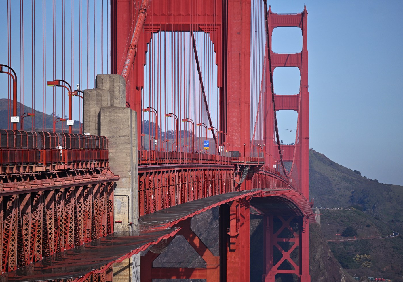 Golden Gate Bridge suicides decline 87% since barrier