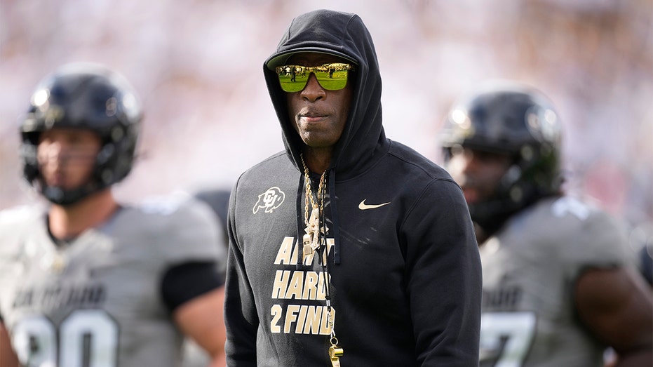 Deion Sanders’ bodyguard says Colorado coach gets around five death threats per day