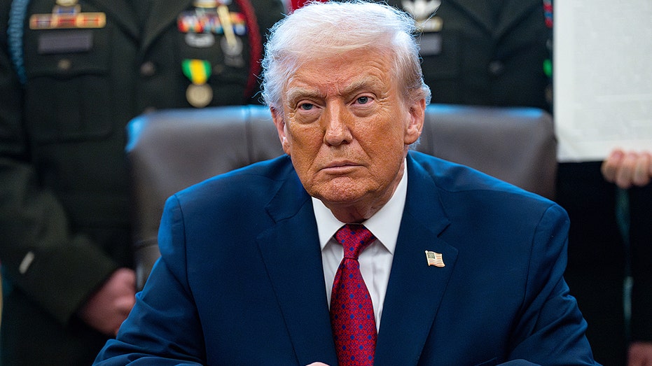 Republicans narrowly reject efforts to handcuff Trump’s war powers in Venezuela