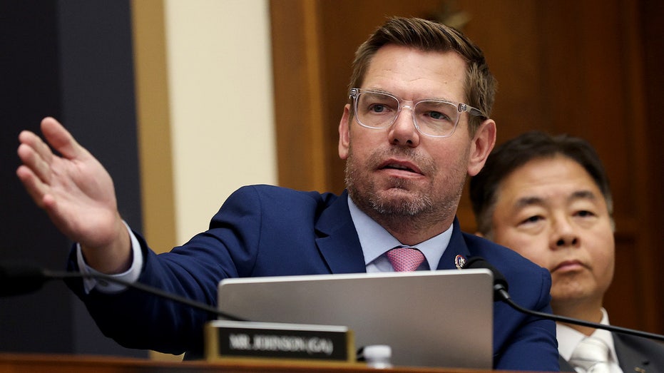 Swalwell promises, if elected governor, former ICE agents would be ‘unhirable’ in California