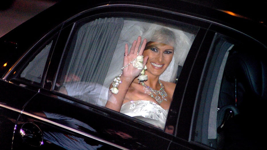 Trumps to celebrate 21st wedding anniversary as president returns from Davos