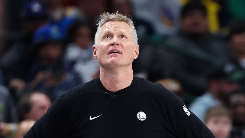 Steve Kerr says immigration should be addressed by Congress, claims feds ‘taking 5-year-old kindergartners’