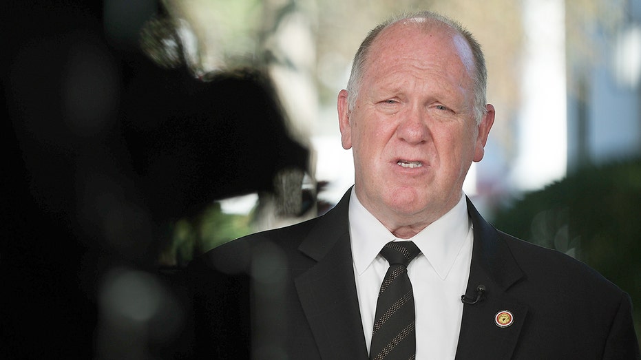 Former DHS secretary says Trump’s choice to send ‘border czar’ Tom Homan to Minnesota is ‘stroke of genius’