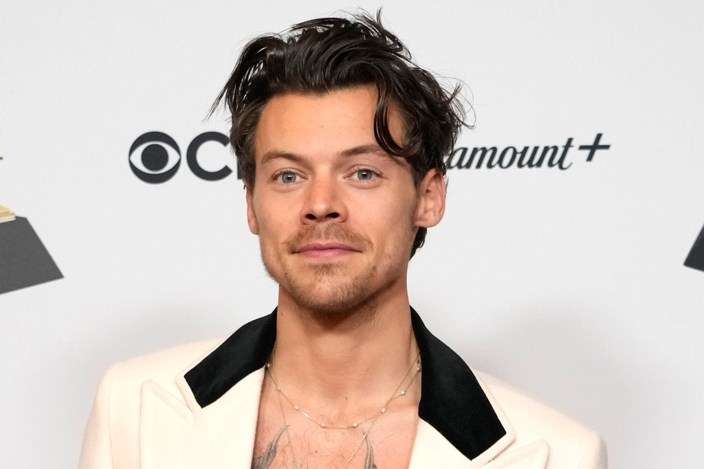 Horoscopes Feb. 1, 2026: Harry Styles, avoid missing opportunities due to insecurity