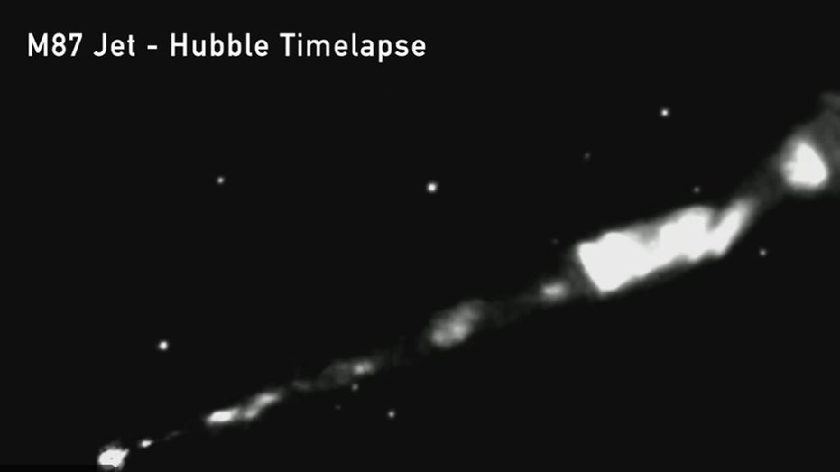 Researchers pinpoint source of black hole’s 3,000-light-year-long jet stream using enhanced telescope network