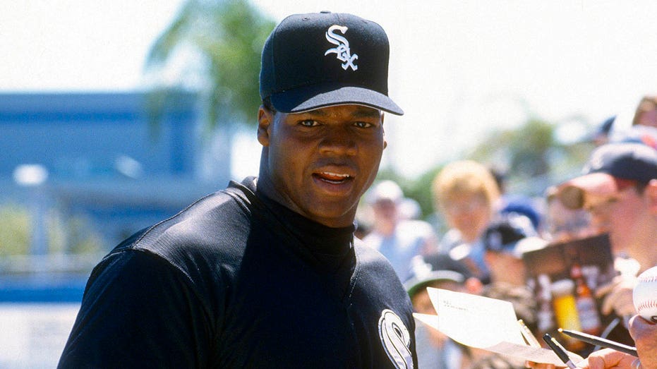 Frank Thomas rips White Sox after being omitted from Black History Month graphic