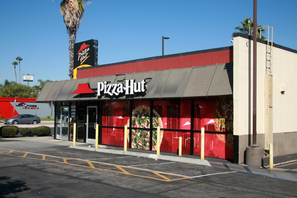 Pizza Hut to close hundreds of ‘underperforming’ locations this year